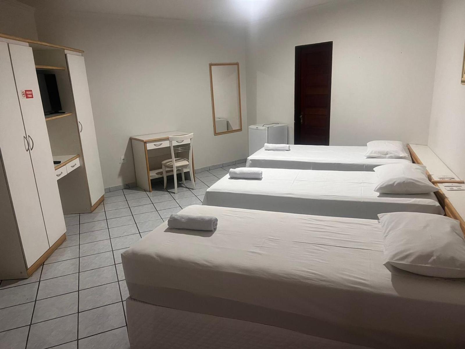 Center Plaza Hotel Каруару Екстер'єр фото